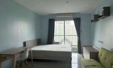 Wohnung zum Kauf mit Studio in Suan Luang, Bangkok