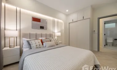 For sale 2 bedrooms condo in Watthana, Bangkok