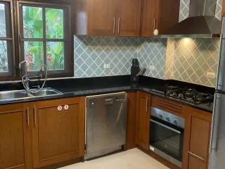 Аренда 3 спальни дом в Тхаланг, Пхукет