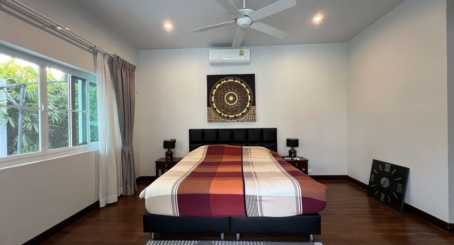 For sale 3 bedrooms villa in Mueang Phuket, Phuket