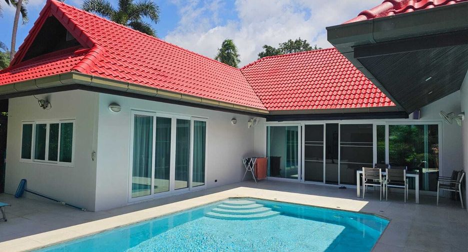 For sale 3 bedrooms villa in Mueang Phuket, Phuket