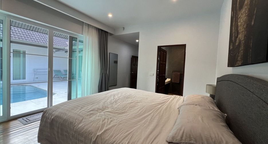 For sale 3 bedrooms villa in Mueang Phuket, Phuket