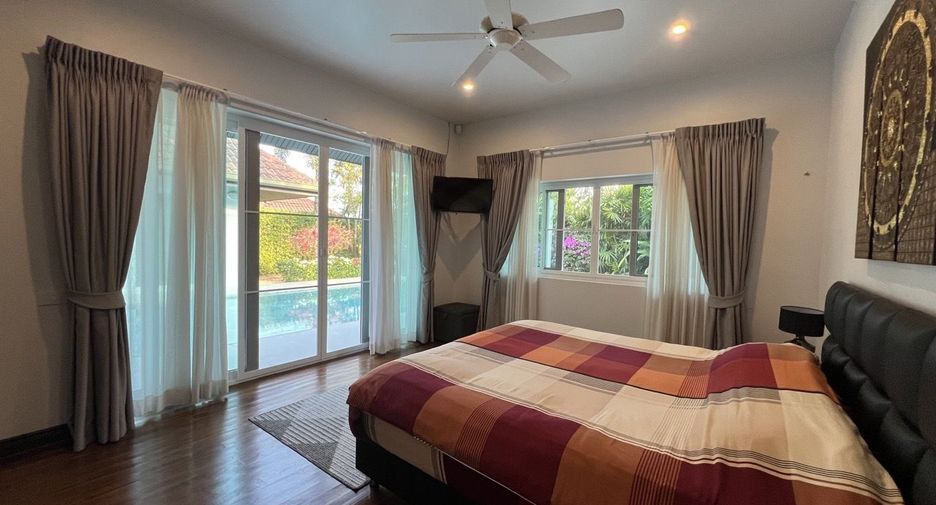 For sale 3 bedrooms villa in Mueang Phuket, Phuket