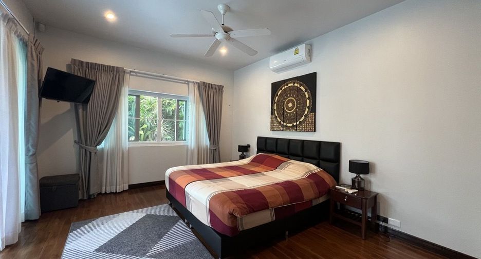 For sale 3 bedrooms villa in Mueang Phuket, Phuket