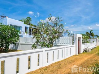 For rent 2 bedrooms villa in Mueang Phuket, Phuket