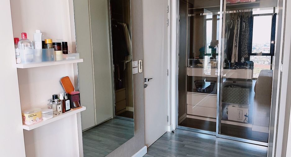 For sale 2 bedrooms condo in Khlong San, Bangkok