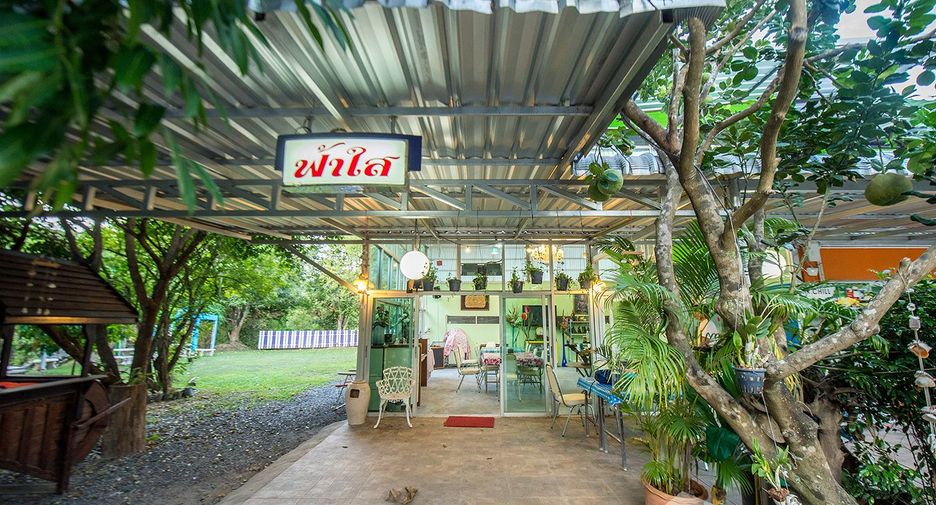 For sale 17 bedrooms hotel in Mueang Nakhon Nayok, Nakhon Nayok