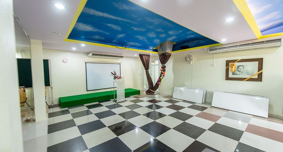 For sale 17 bedrooms hotel in Mueang Nakhon Nayok, Nakhon Nayok
