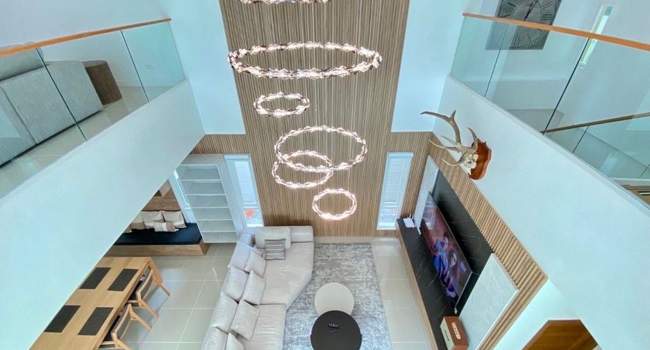 Casa en alquiler de 4 habitaciones en Mueang Phuket, Phuket