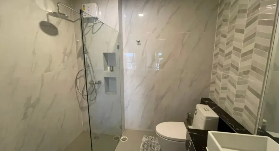 For sale 3 bedrooms condo in Bang Sai, Phra Nakhon Si Ayutthaya