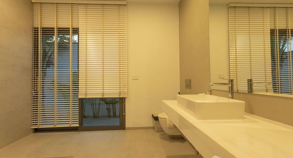 For rent and for sale 3 bedrooms villa in Mueang Phuket, Phuket