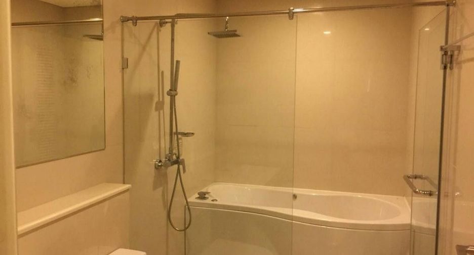Condo en venta y en alquiler de 1 habitaciones en Watthana, Bangkok