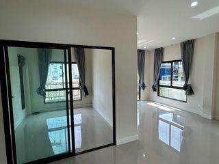 ให้เช่า 4 ห้องนอน บ้านเดี่ยว ใน ลำลูกกา, ปทุมธานี