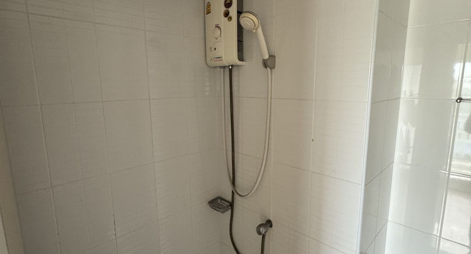 À vendre 1 chambre condo à Bang Khen, Bangkok