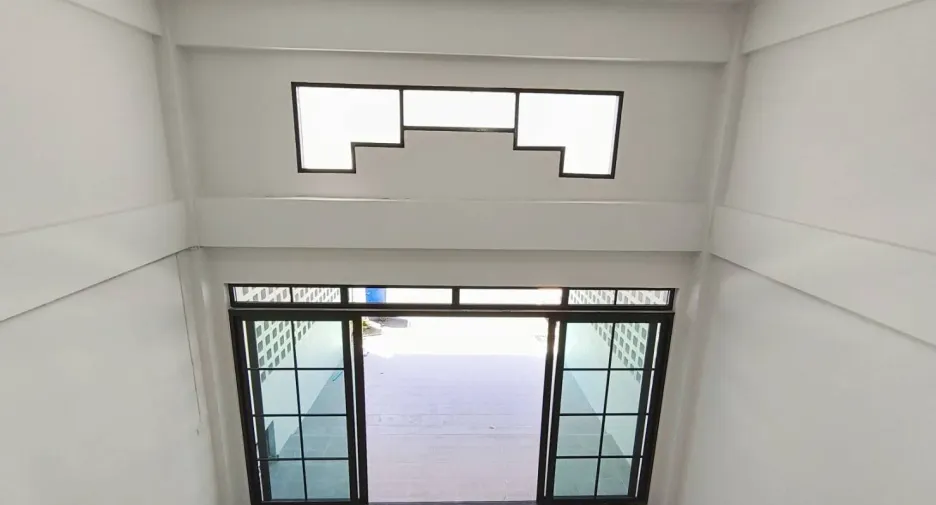 For sale 2 bedrooms townhouse in Mueang Phuket, Phuket