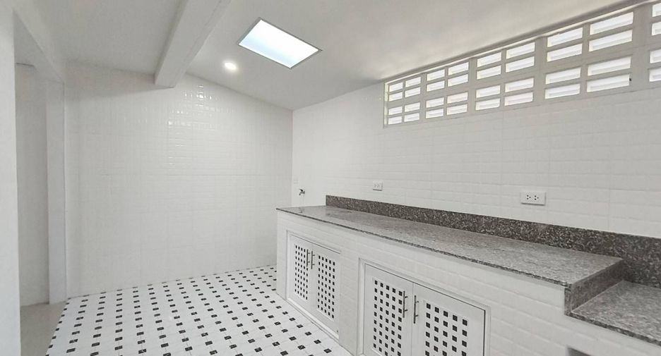 Casa adosada en venta de 2 habitaciones en Mueang Phuket, Phuket