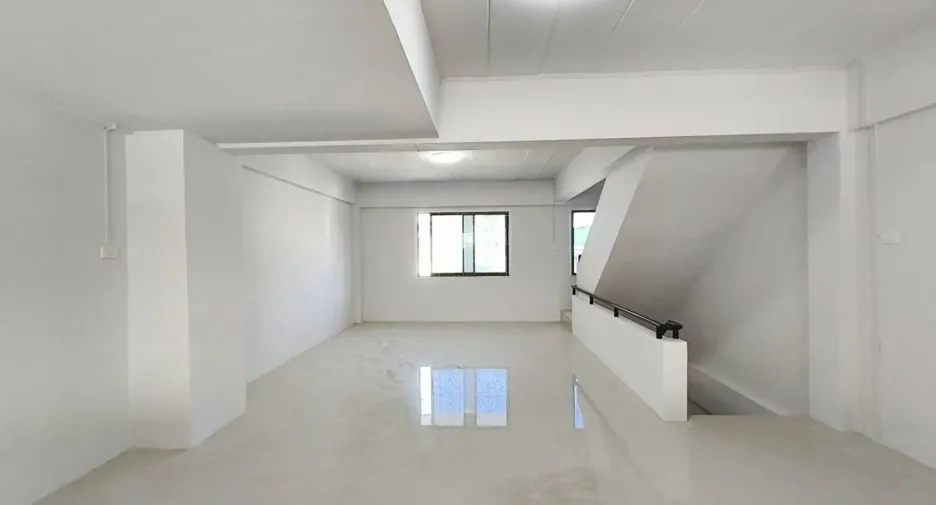 For sale 2 bedrooms townhouse in Mueang Phuket, Phuket