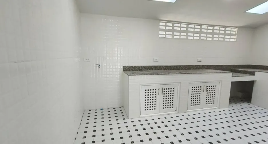 For sale 2 bedrooms townhouse in Mueang Phuket, Phuket