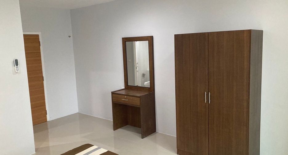 For rent 2 bedrooms townhouse in Thalang, Phuket