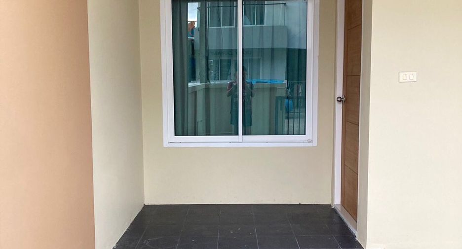 For rent 2 bedrooms townhouse in Thalang, Phuket