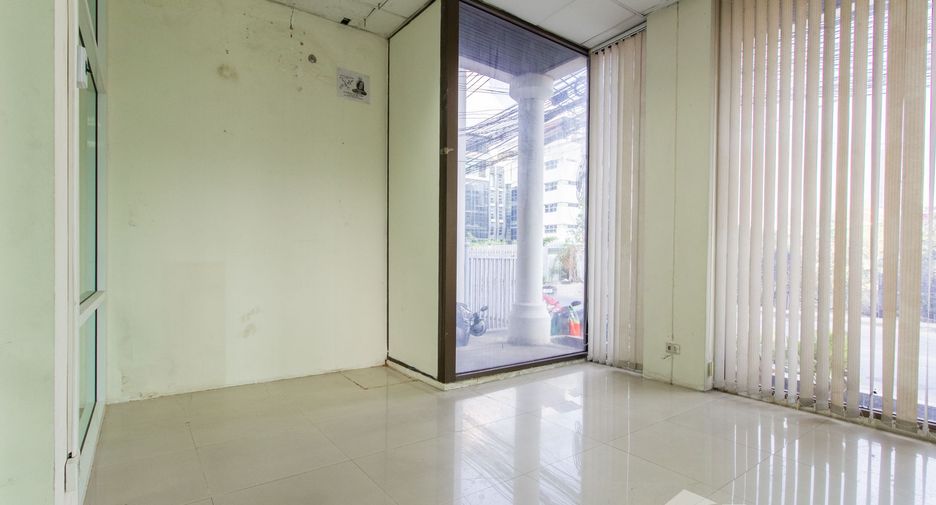 Oficina en venta en Huai Khwang, Bangkok