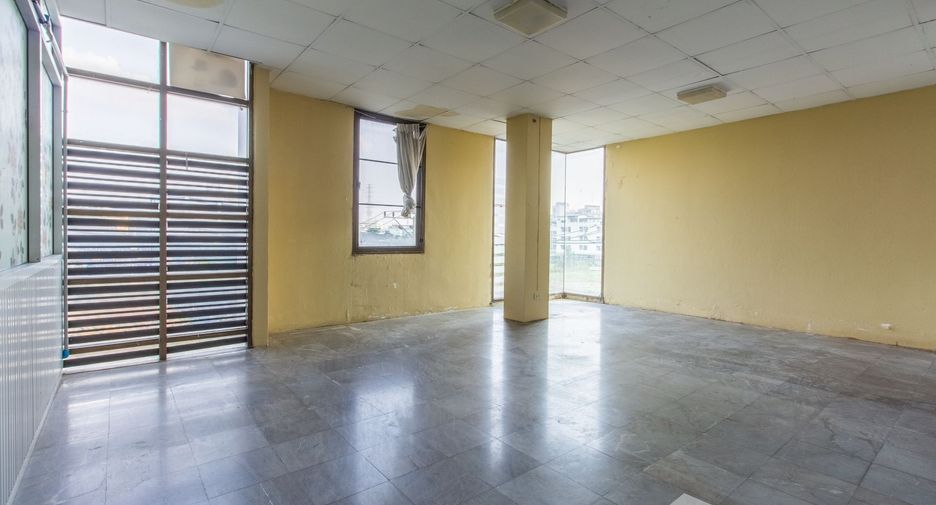 Oficina en venta en Huai Khwang, Bangkok