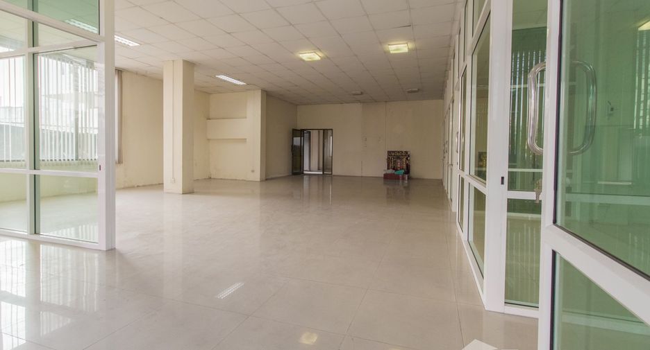 Oficina en venta en Huai Khwang, Bangkok