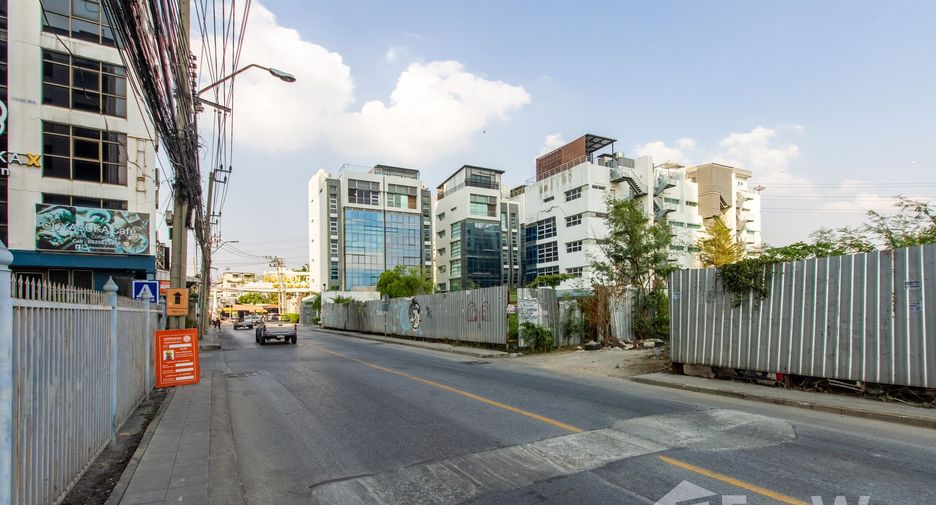 Oficina en venta en Huai Khwang, Bangkok