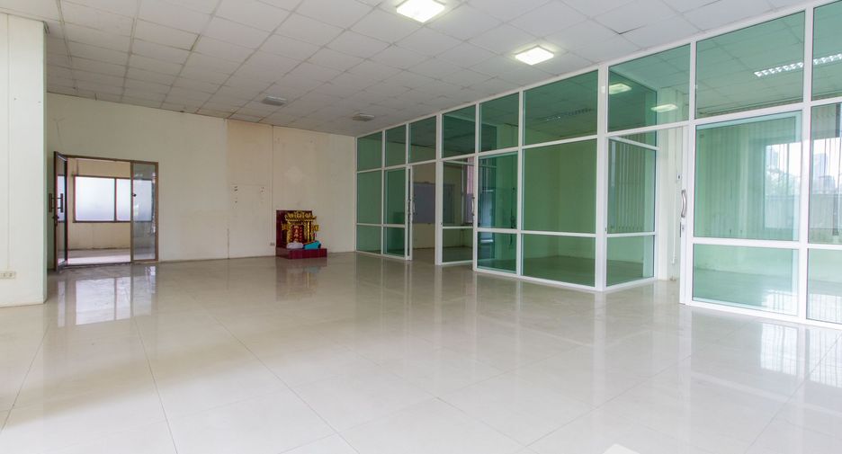 Oficina en venta en Huai Khwang, Bangkok