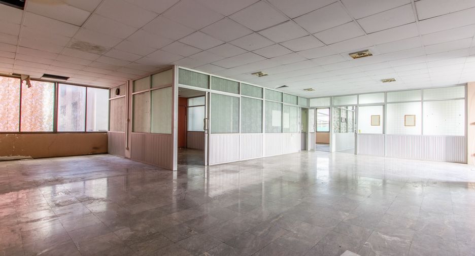 Oficina en venta en Huai Khwang, Bangkok