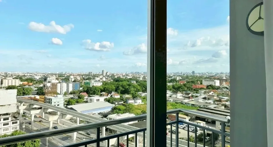 For rent 3 bedrooms condo in Pak Kret, Nonthaburi