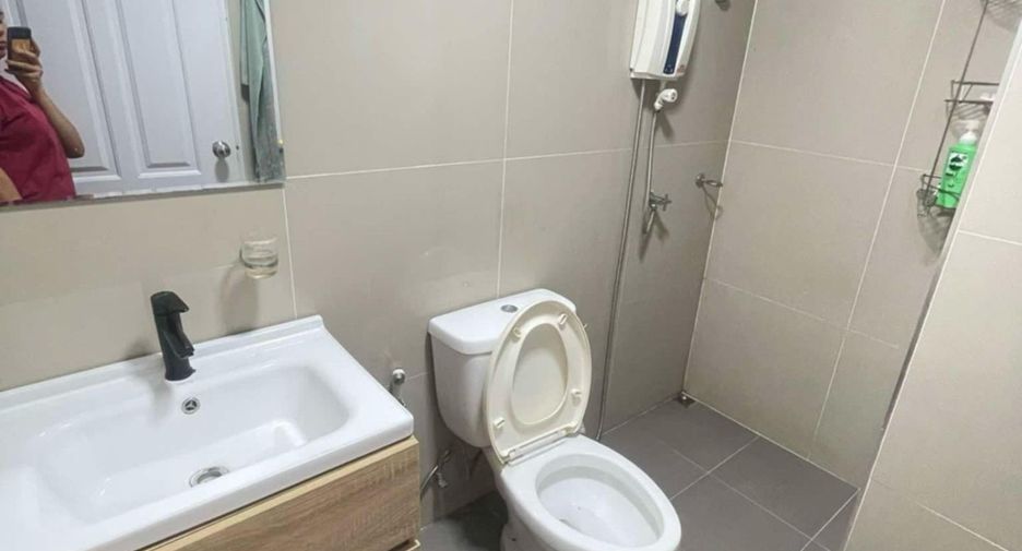For sale 2 bedrooms townhouse in Mueang Udon Thani, Udon Thani