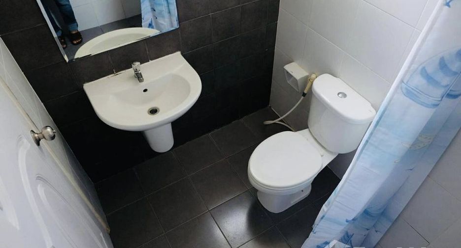 For sale studio condo in Bang Na, Bangkok