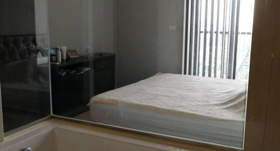 À vendre 1 chambre condo à Khlong Toei, Bangkok