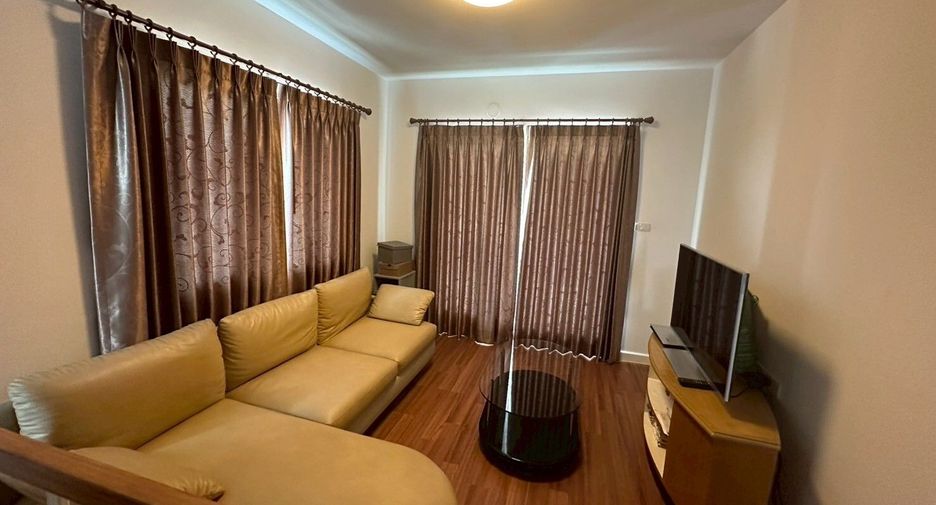 For sale 3 bedrooms house in Khlong Sam Wa, Bangkok
