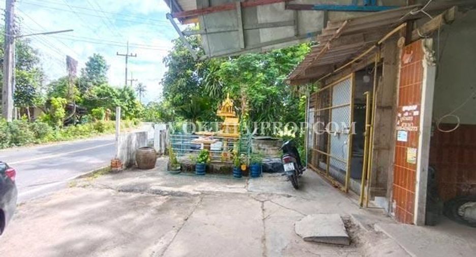 Terreno en venta en Phanat Nikhom, Chonburi
