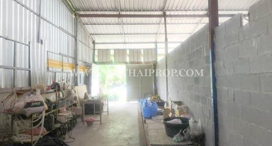 Terreno en venta en Phanat Nikhom, Chonburi