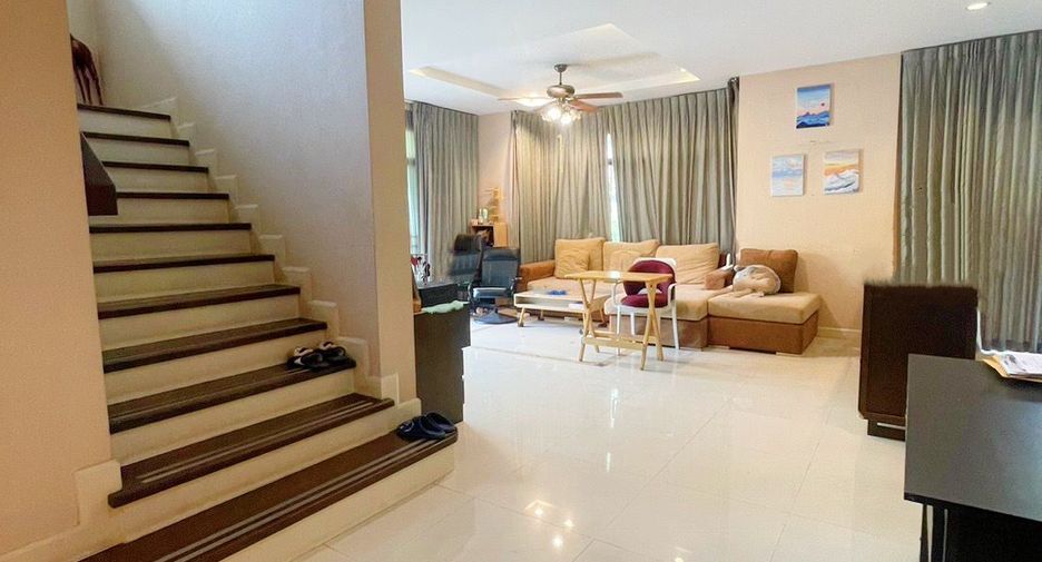 For sale 5 bedrooms house in Bang Phli, Samut Prakan