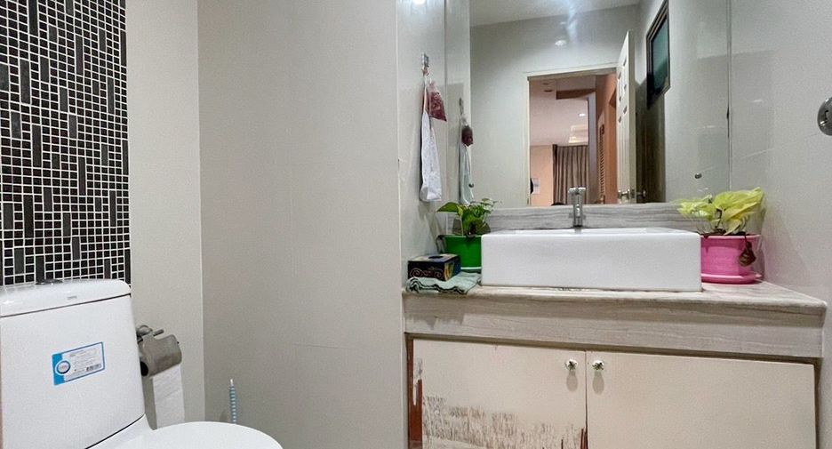 For sale 5 bedrooms house in Bang Phli, Samut Prakan