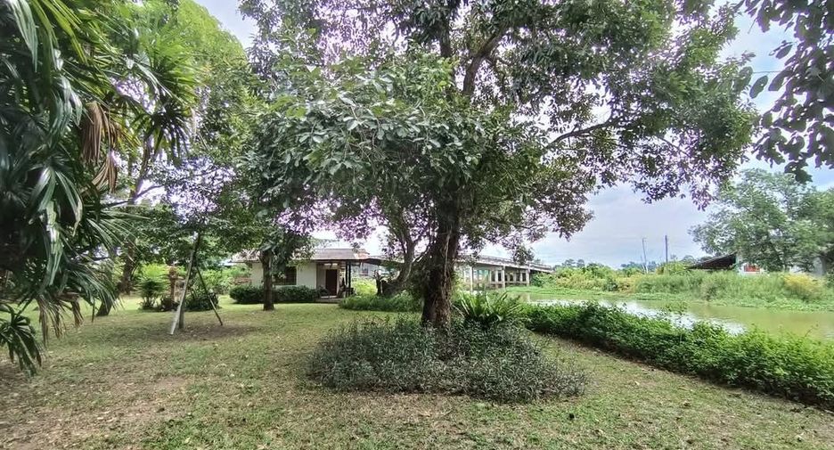 For sale 8 bedrooms house in Bang Nam Priao, Chachoengsao