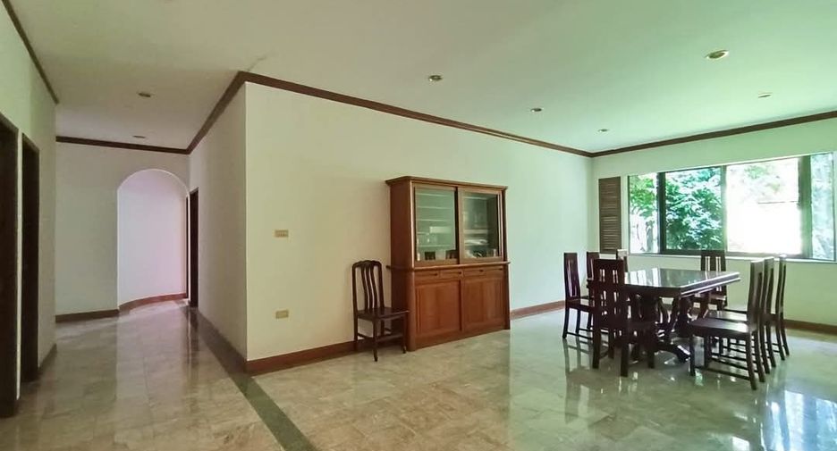 For sale 8 bedrooms house in Bang Nam Priao, Chachoengsao