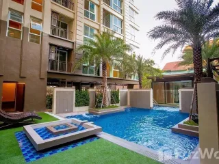 Wohnung zum Kauf und zur Miete mit 1 Zimmer in Phra Khanong, Bangkok