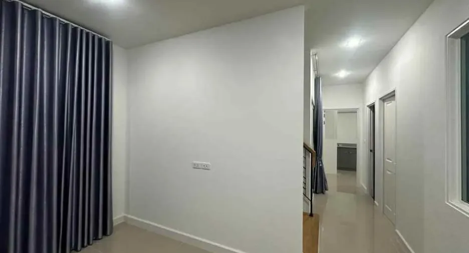 For rent 4 bedrooms house in Pak Kret, Nonthaburi