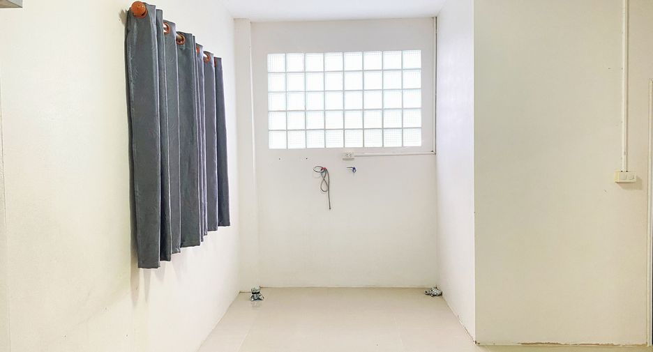 Casa en venta de 5 habitaciones en Mueang Ubon Ratchathani, Ubon Ratchathani