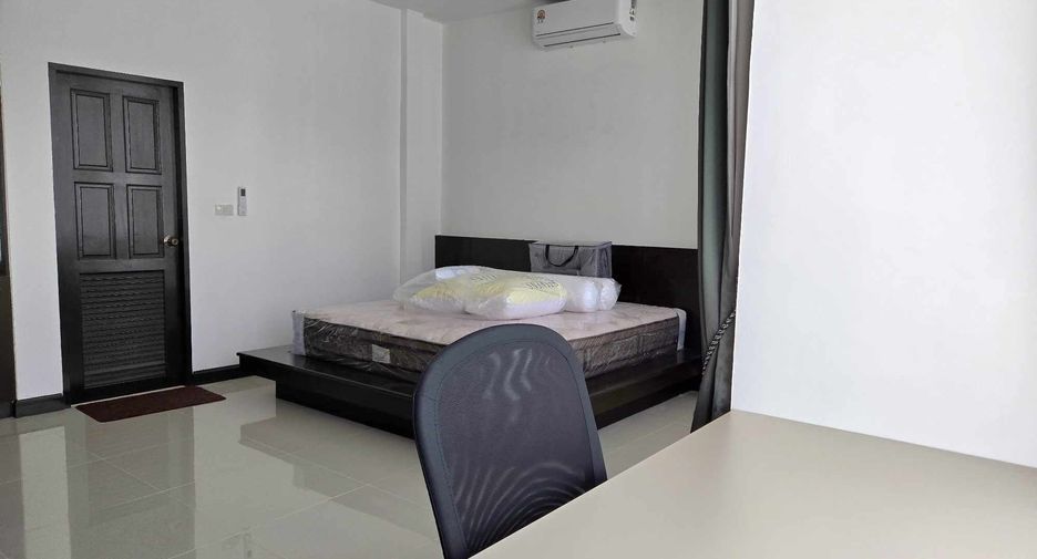 出租 2 卧室 独立屋 在 Phuket Town, 普吉