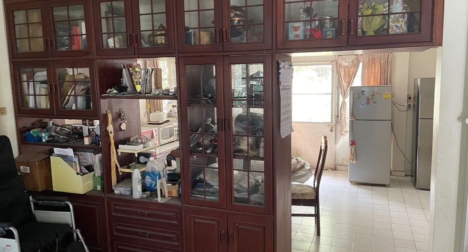 For sale 4 bedrooms house in Bang Khen, Bangkok