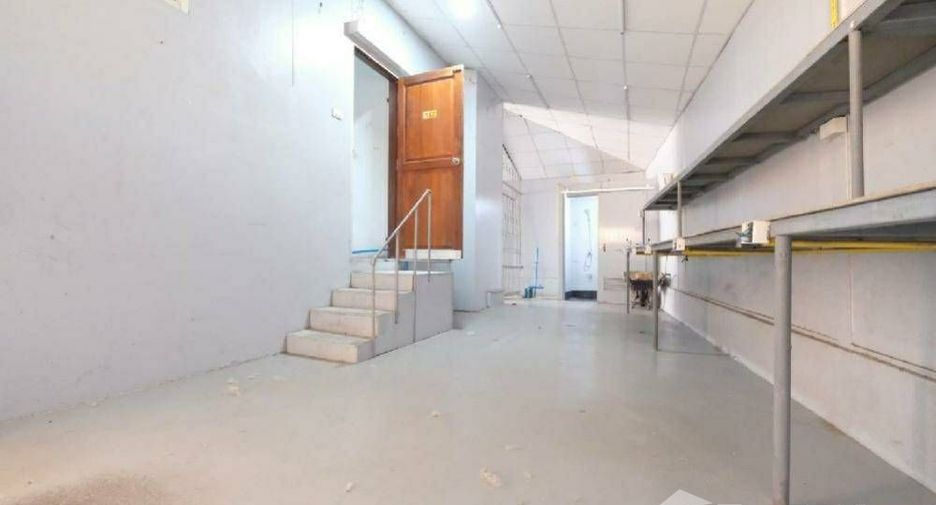 Reihenhaus zum Kauf mit 3 Zimmer in Lat Krabang, Bangkok