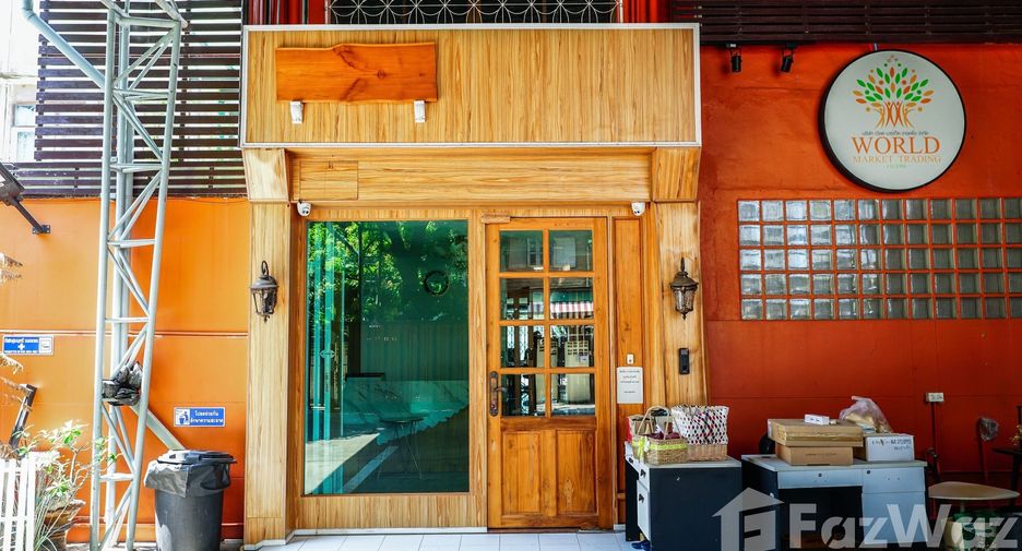For sale retail Space in Thon Buri, Bangkok
