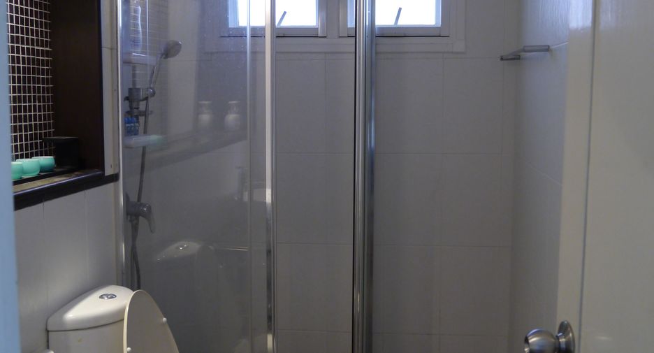 Haus zur Miete und zum Kauf mit 3 Zimmer in Khlong Luang, Pathum Thani