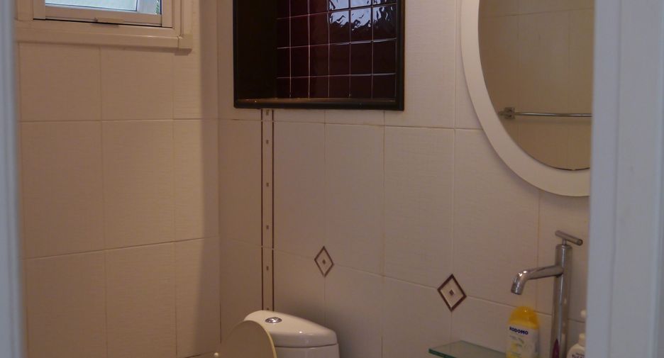 Haus zur Miete und zum Kauf mit 3 Zimmer in Khlong Luang, Pathum Thani